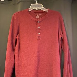 American Eagle men’s small sweater with three top buttons